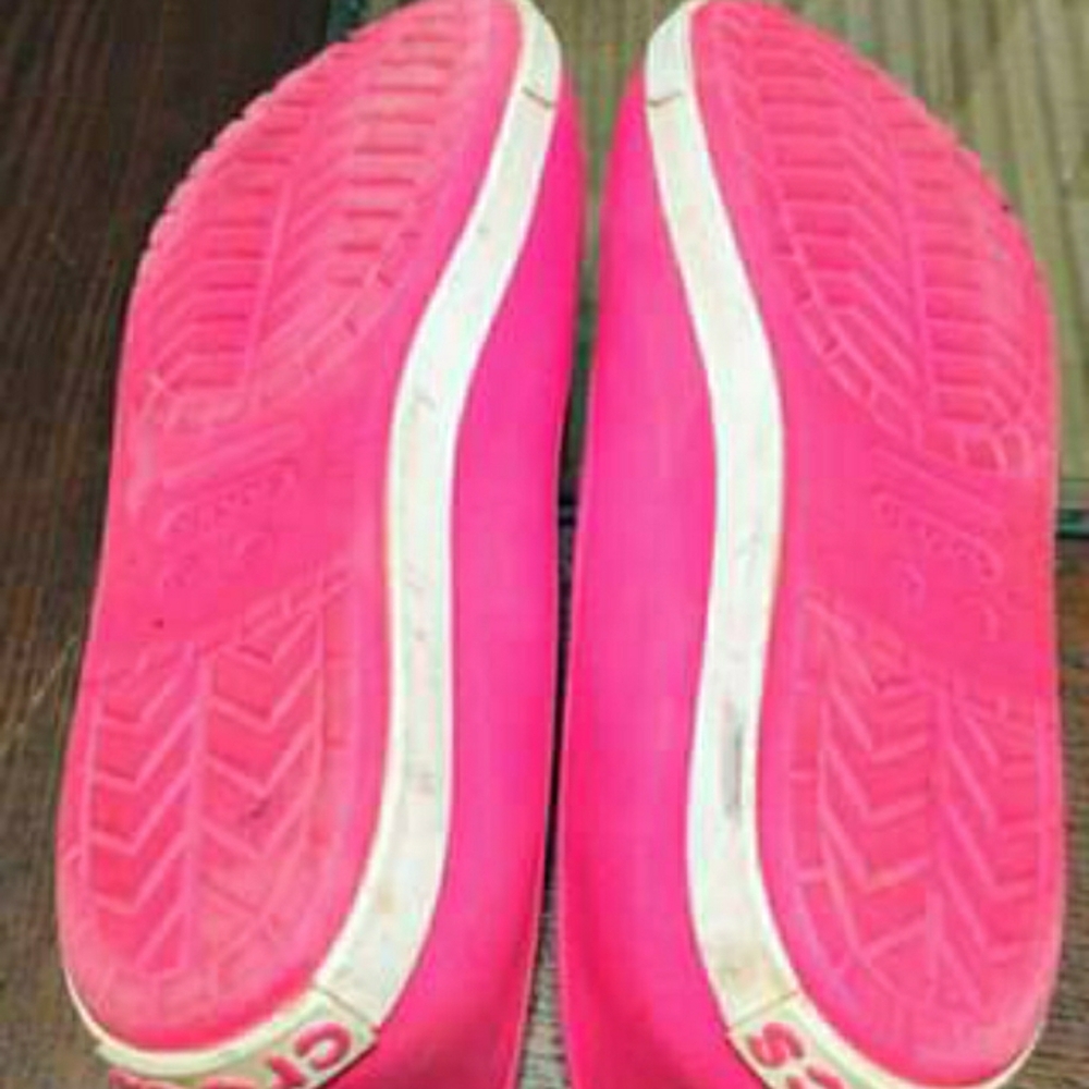 Crocs - Picture 2 of 2